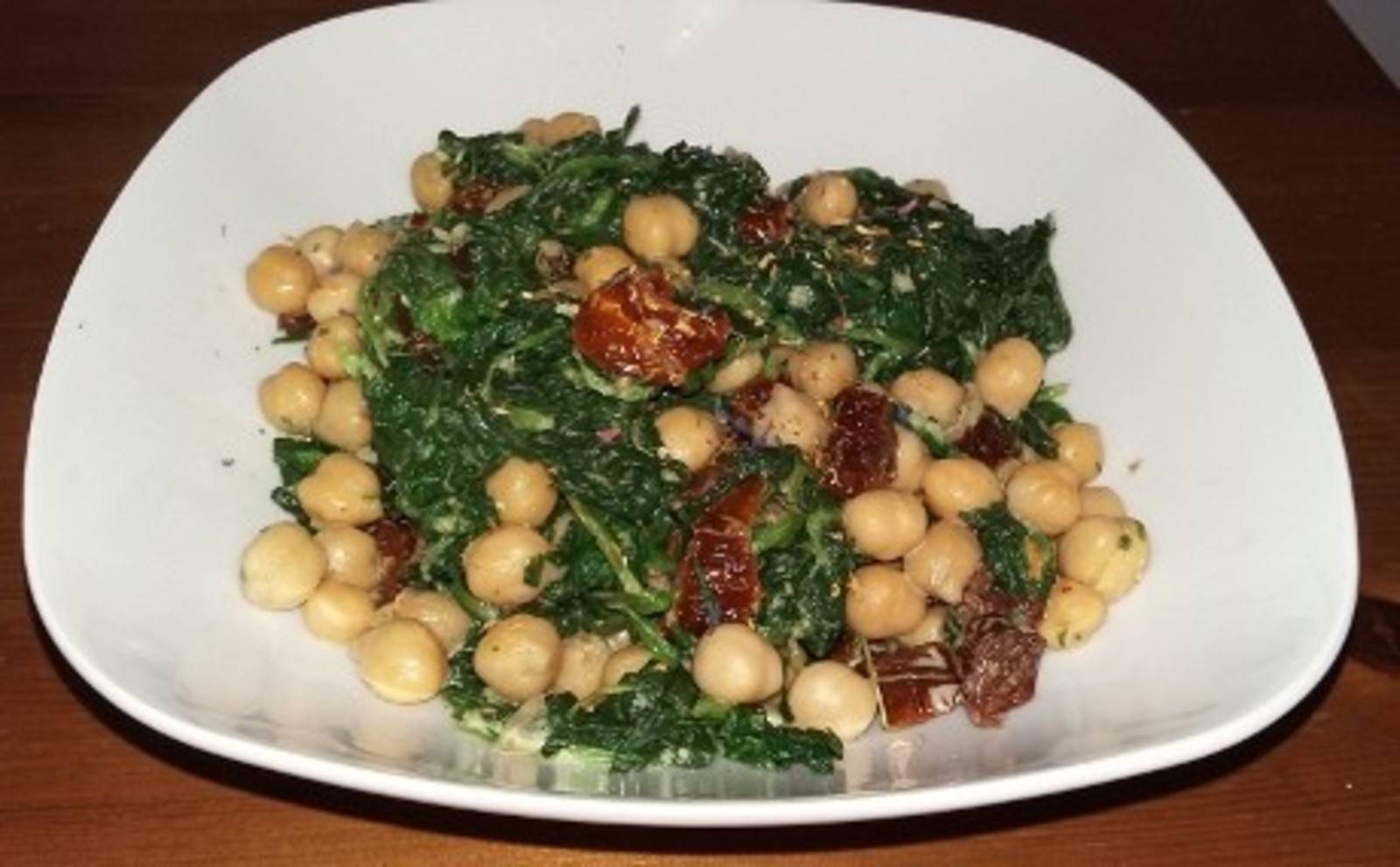 Kichererbsen mit Spinat und getrockneten Tomaten Rezept - ichkoche.at