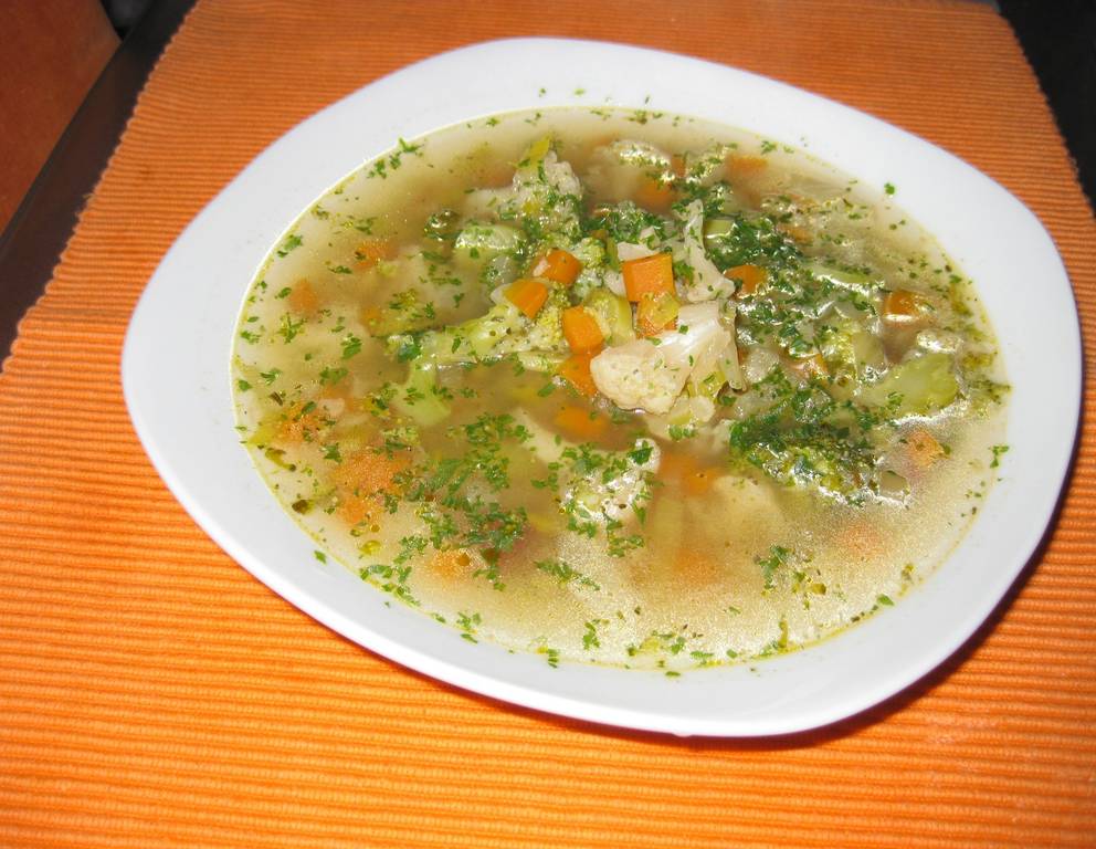 Ungarische Karfiolsuppe Ungarische Karfiolsuppe