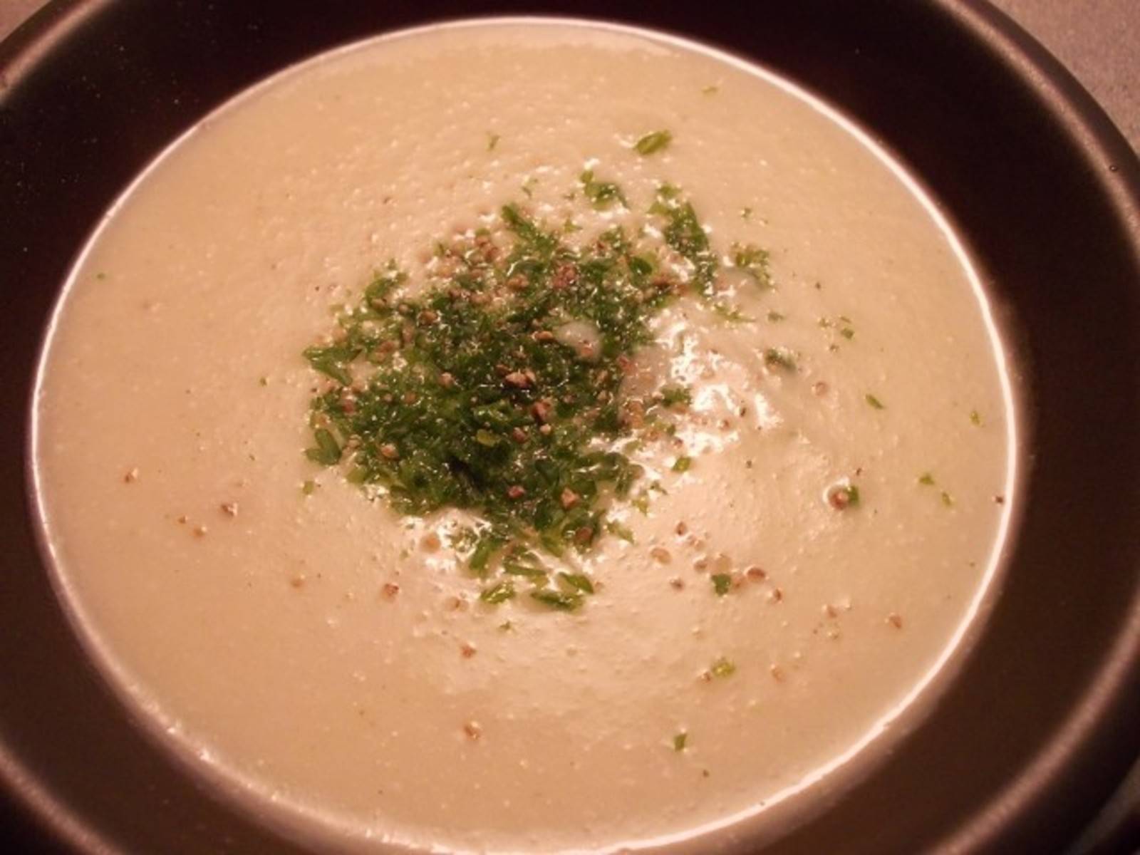 Weiße Wurzelcremesuppe