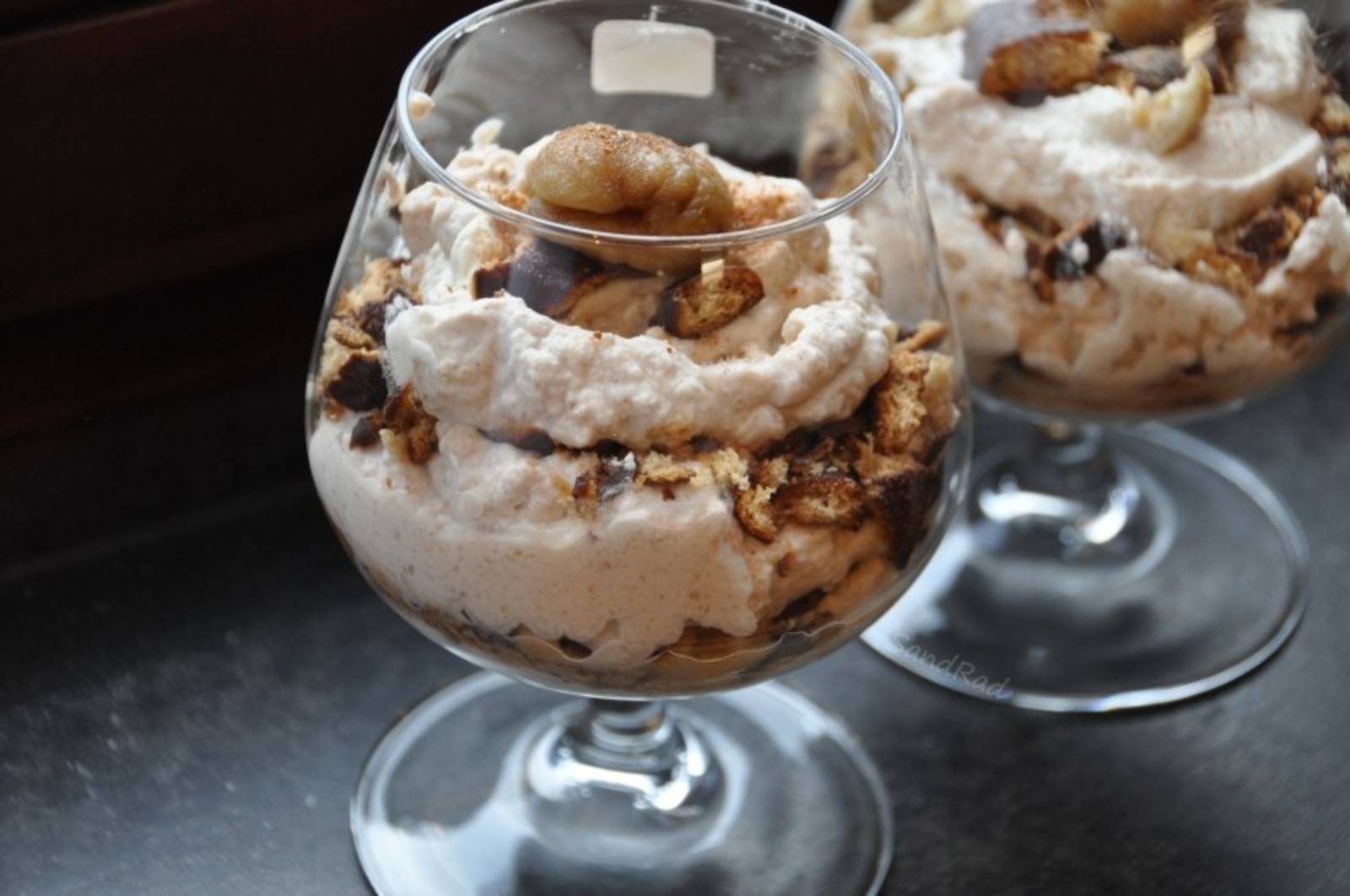 Beschwipstes Lebkuchen-Maroni Schichtdessert