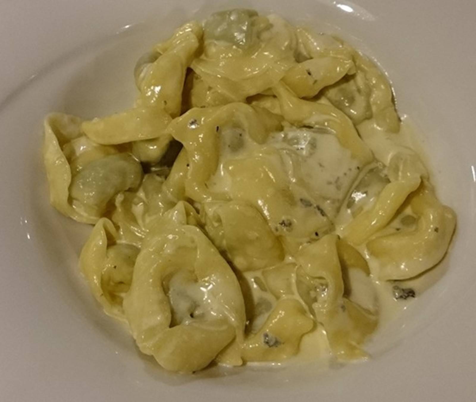 Tortellini mit Gorgonzolasauce Rezept - ichkoche.de