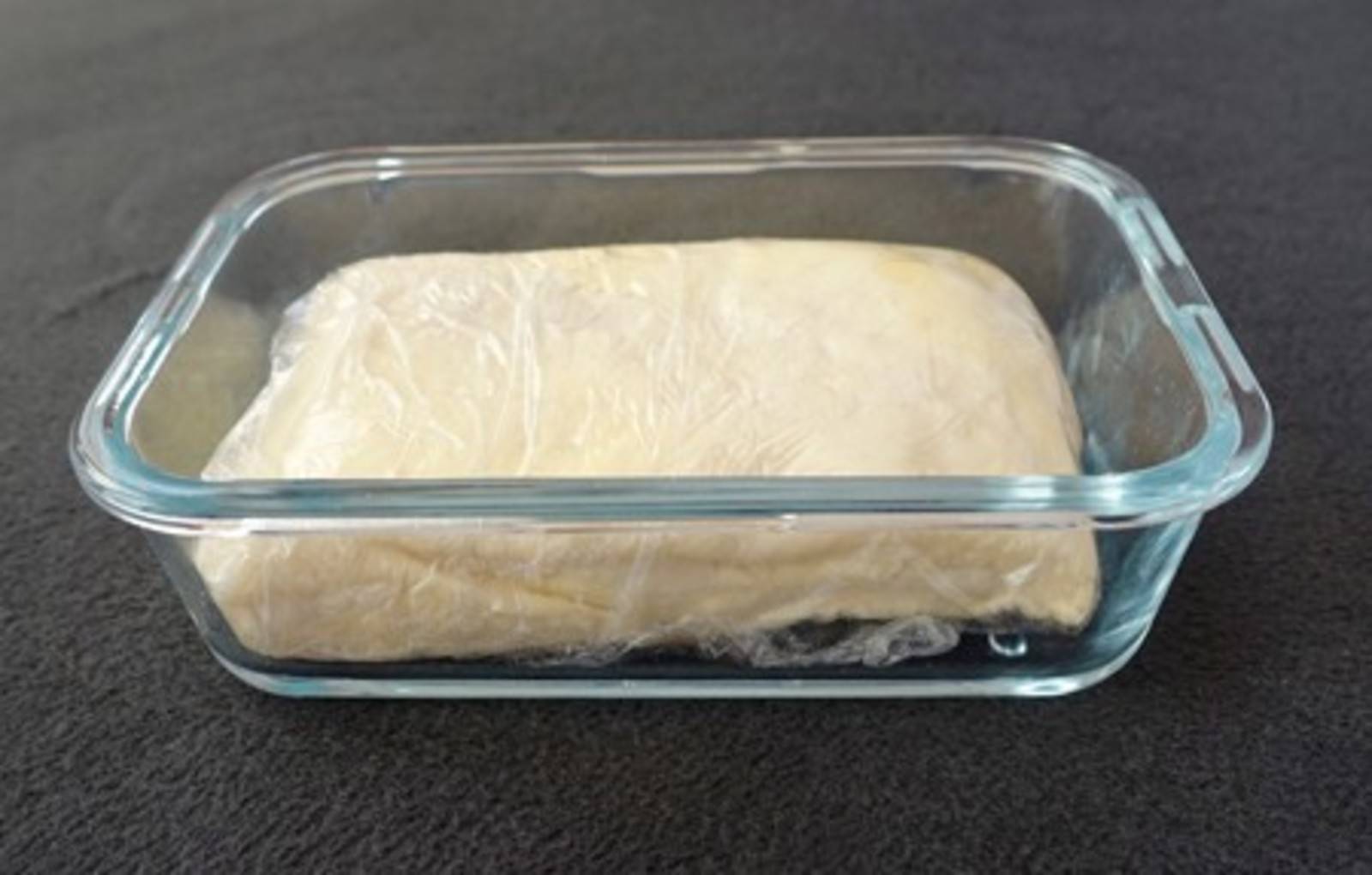 Blätterteig Grundrezept - ichkoche.de Blätterteig Grundrezept - ichkoche.de