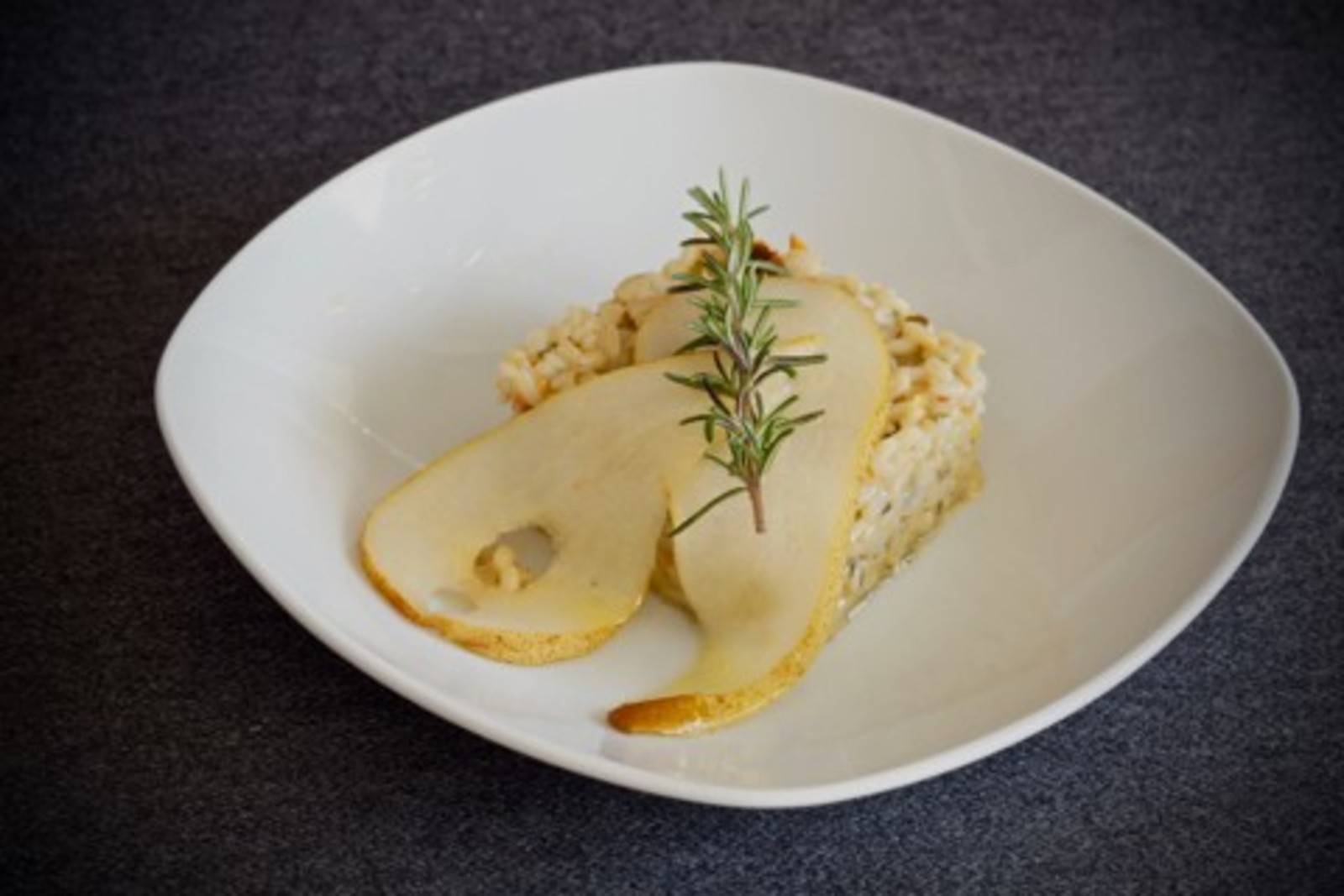 Risotto mit Gorgonzola und Birne Rezept - ichkoche.de