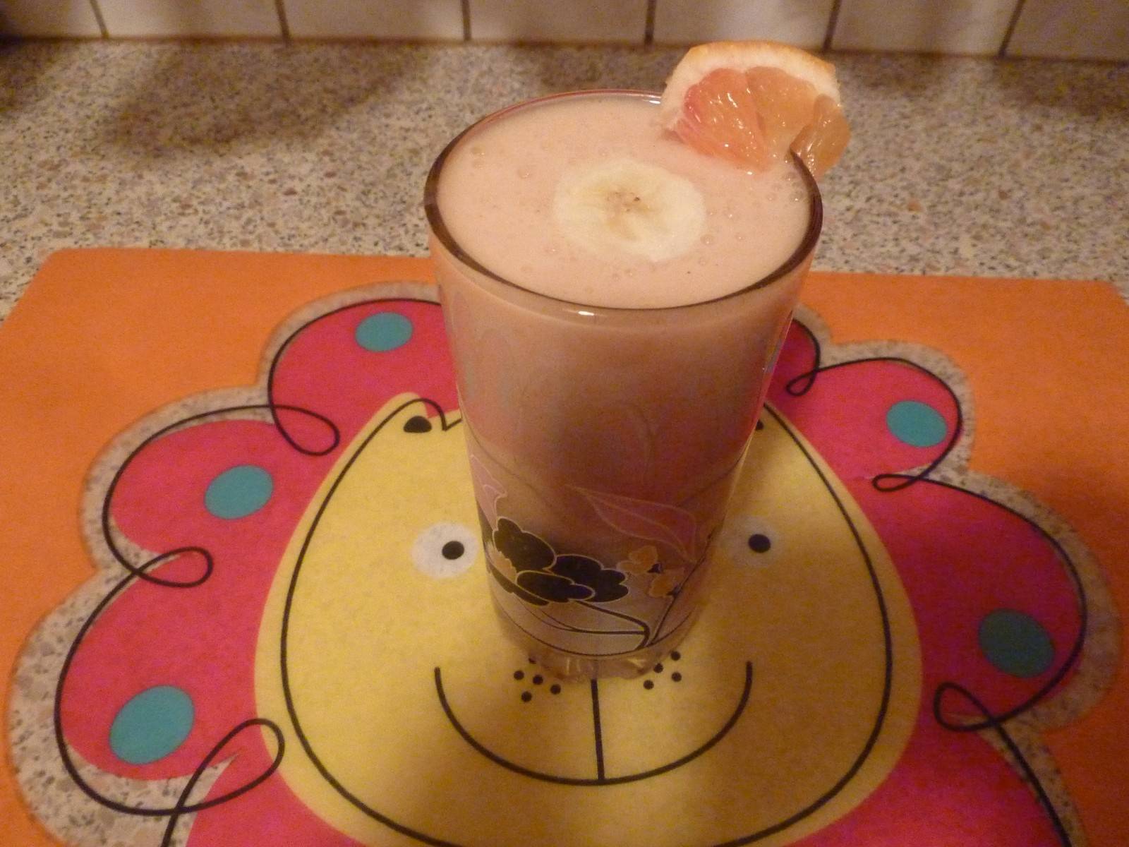 Blutorangen-Joghurt-Shake Rezept - ichkoche.de Blutorangen-Joghurt-Shake Rezept - ichkoche.de