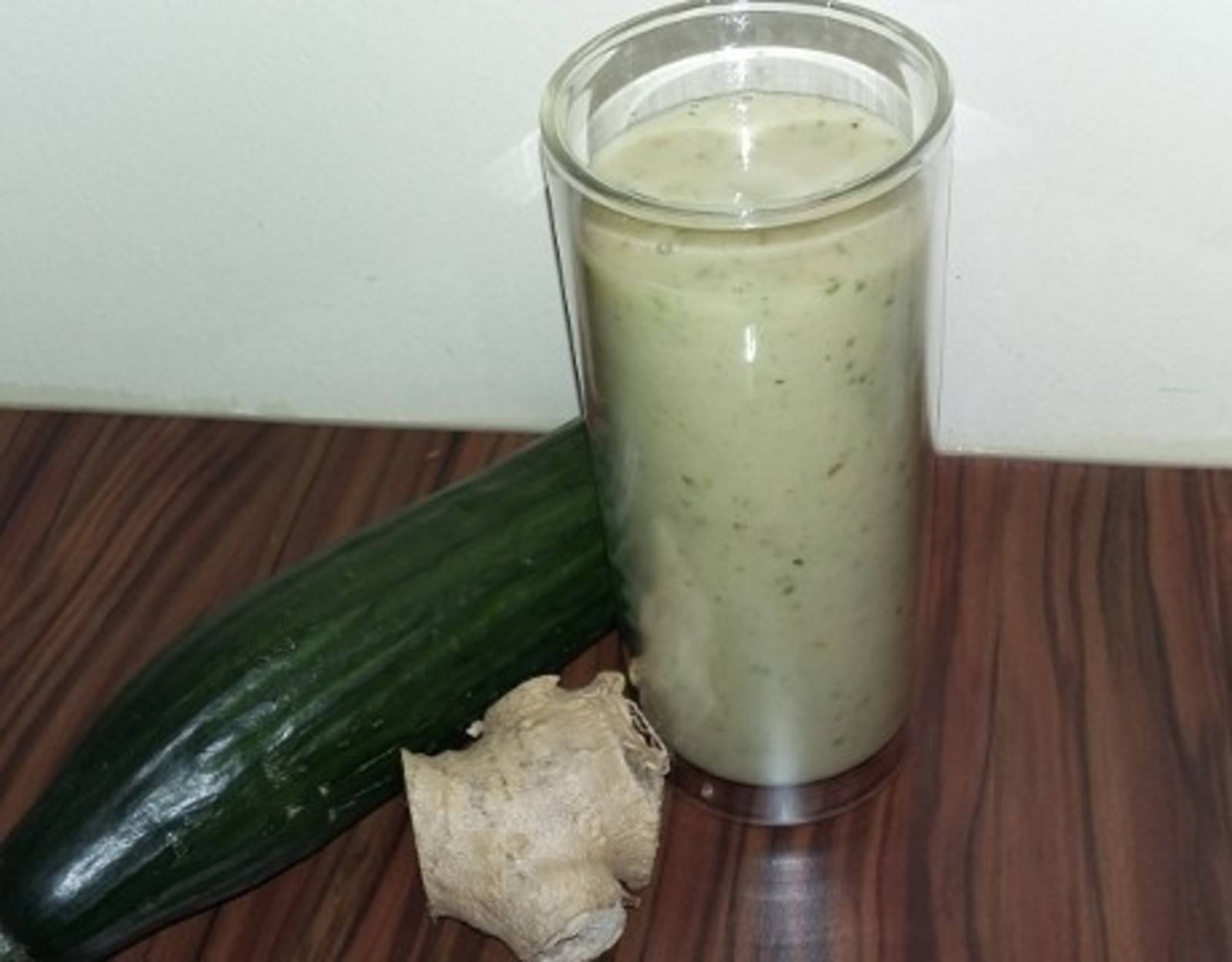 Gurken-Obst-Smoothie Rezept - ichkoche.de
