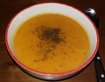 Kürbis-Mandarinen-Suppe Kürbis-Mandarinen-Suppe