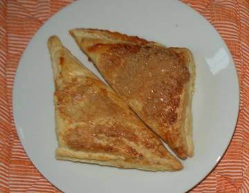 Honig-Schafskäse Blätterteigtascherl Honig-Schafskäse Blätterteigtascherl