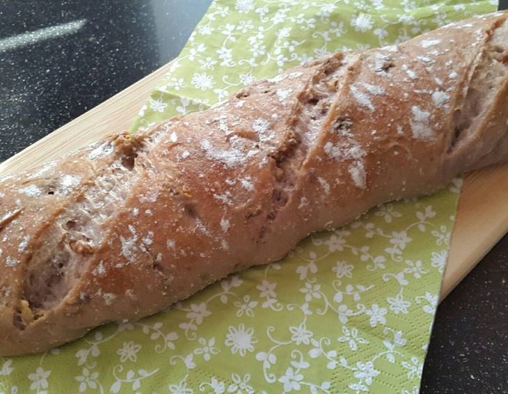 Walnuss-Baguette Walnuss-Baguette