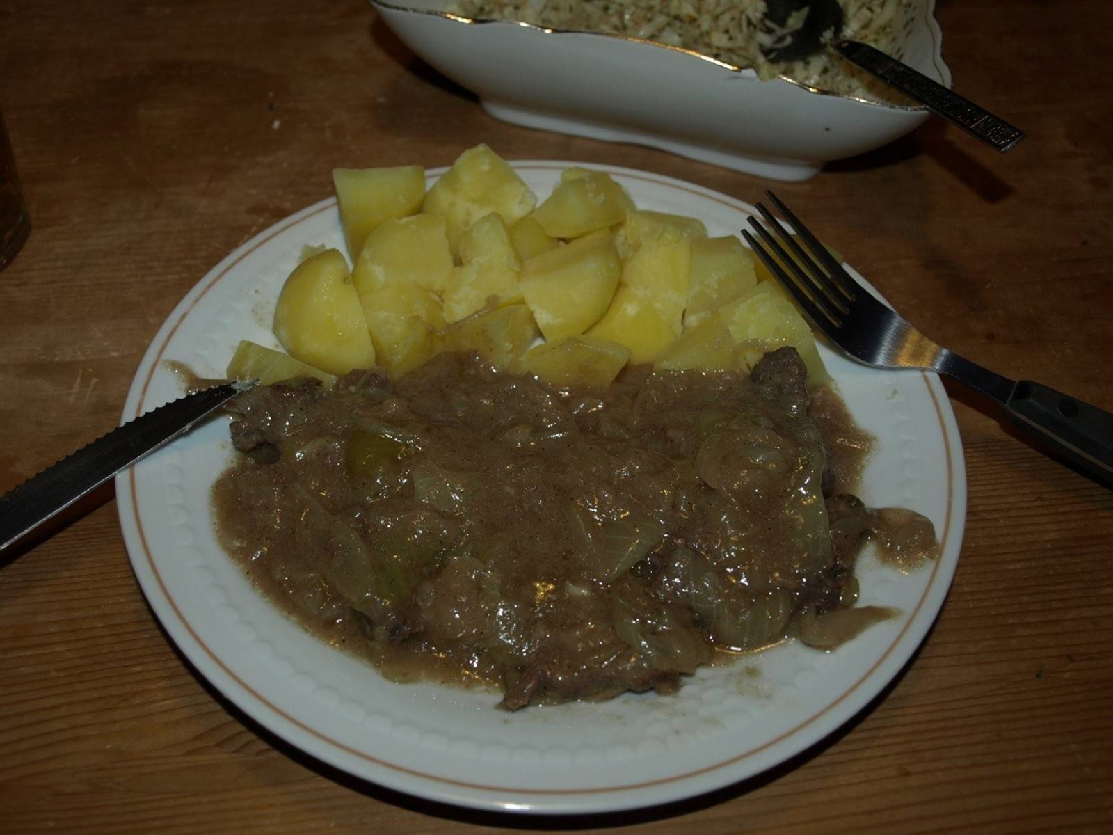 Zwiebelrostbraten gedünstet