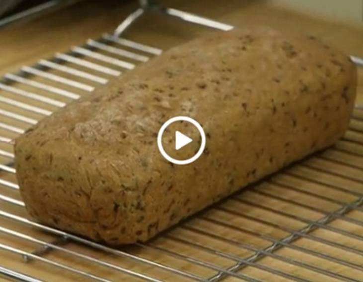 Video - Glutenfreies Kastenbrot