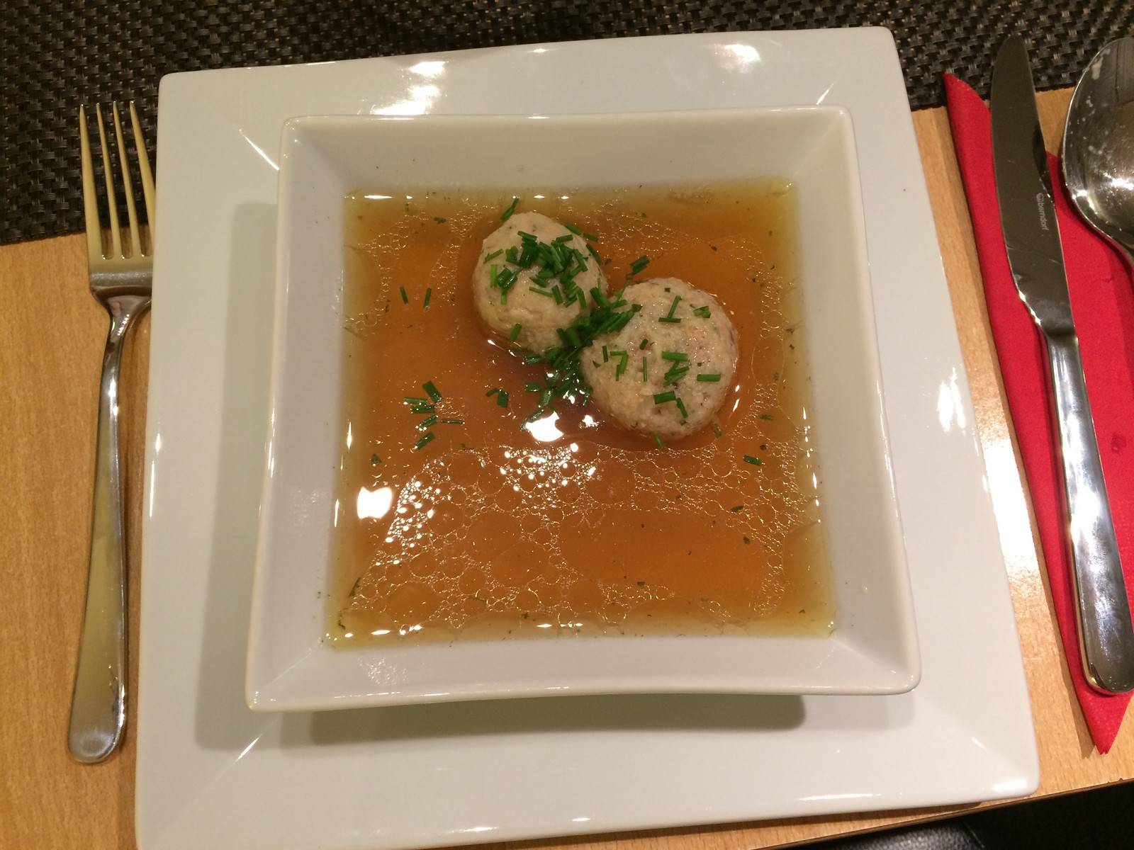 Speckknödelsuppe