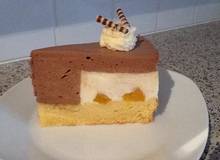 Pfirsichtorte mit Loch Pfirsichtorte mit Loch