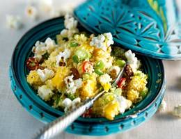 Popcorn-Couscous-Salat mit Mango Popcorn-Couscous-Salat mit Mango