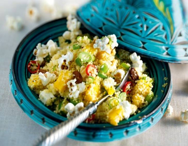 Popcorn-Couscous-Salat mit Mango
