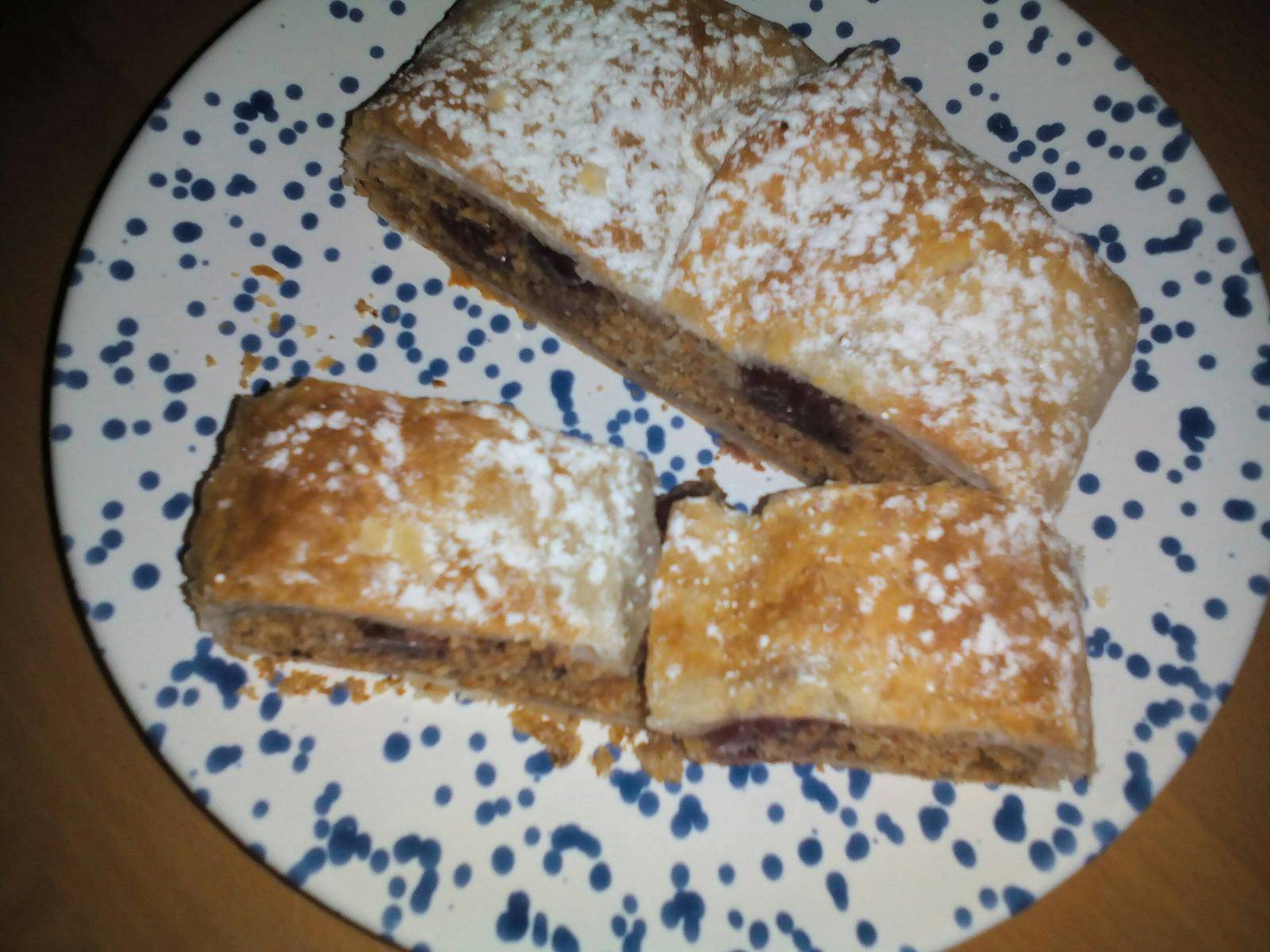 Kirschstrudel Rezept - ichkoche.ch