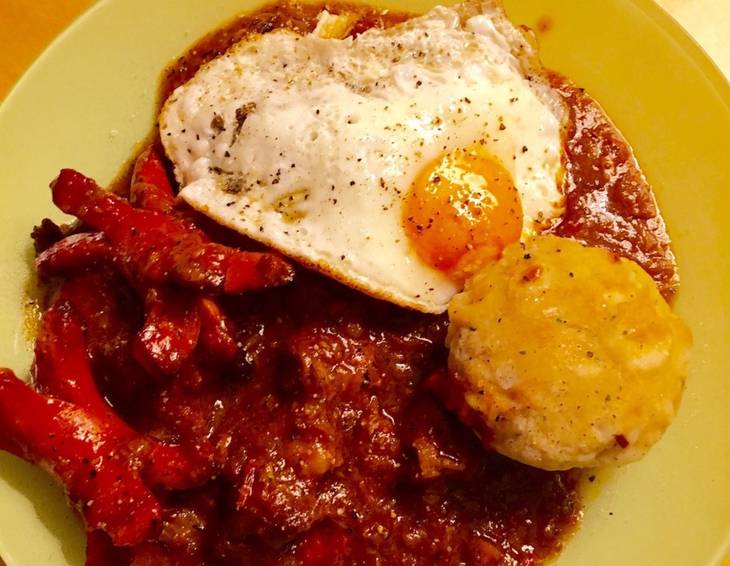 Ungarisches Pörkölt Ungarisches Pörkölt