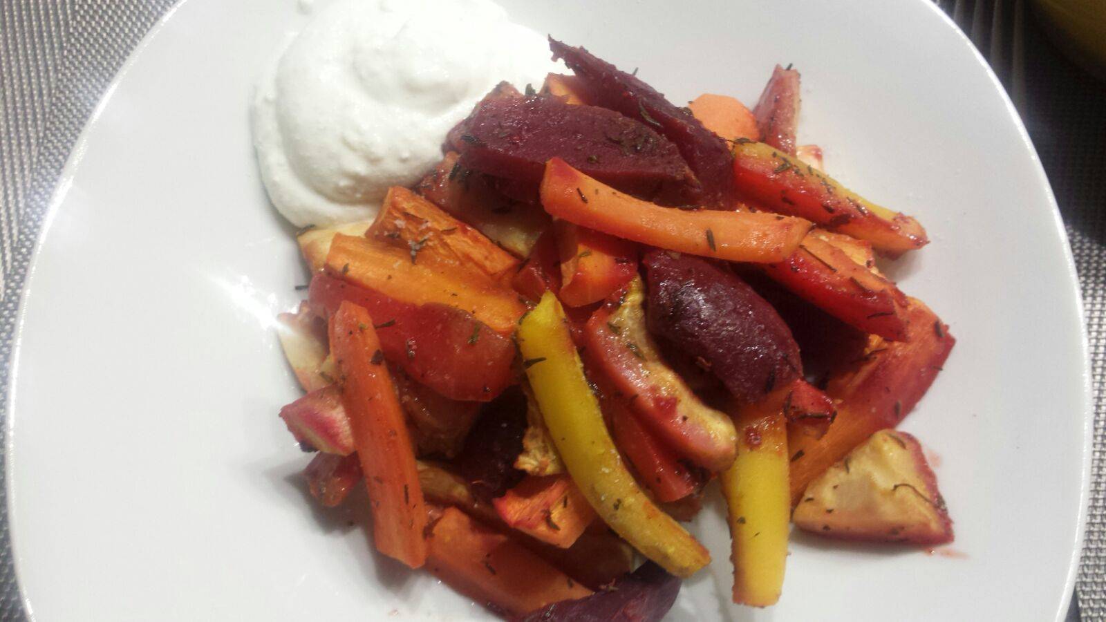 Wintergemüse aus dem Ofen Rezept - ichkoche.de Wintergemüse aus dem Ofen Rezept - ichkoche.de