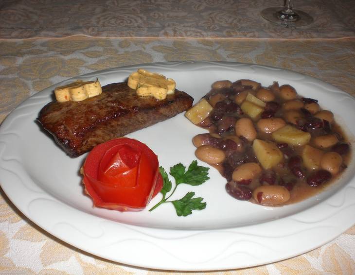 Lammlachs mit Bohnen-Kartoffel-Gemüse Lammlachs mit Bohnen-Kartoffel-Gemüse