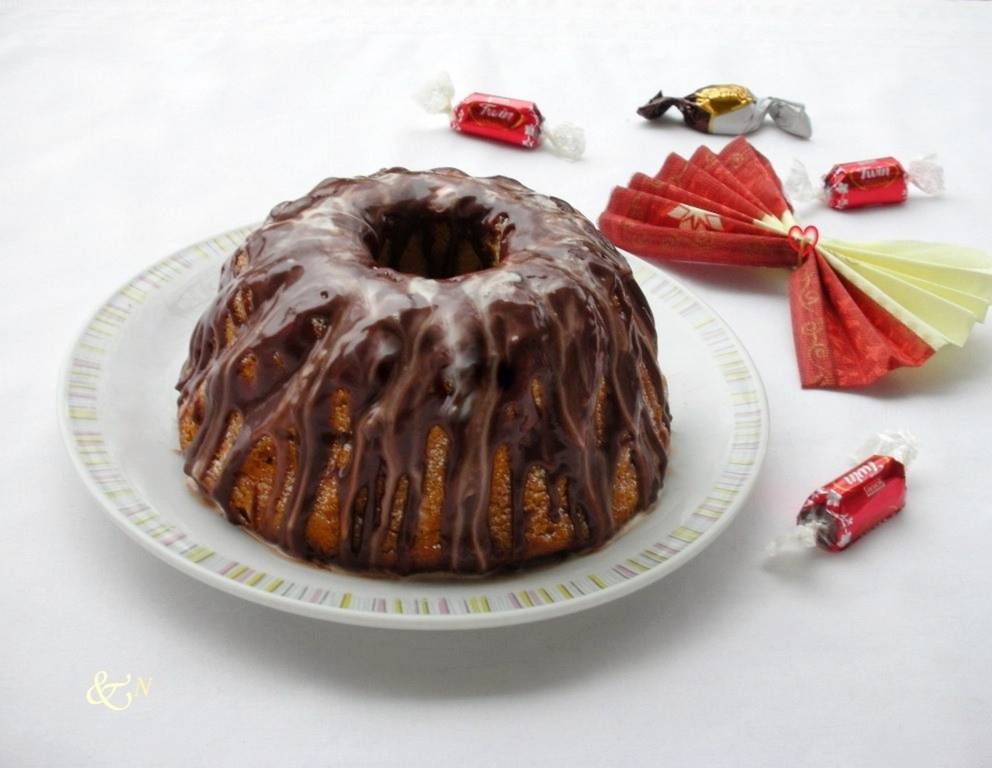 Eierlikör-Gugelhupf Eierlikör-Gugelhupf