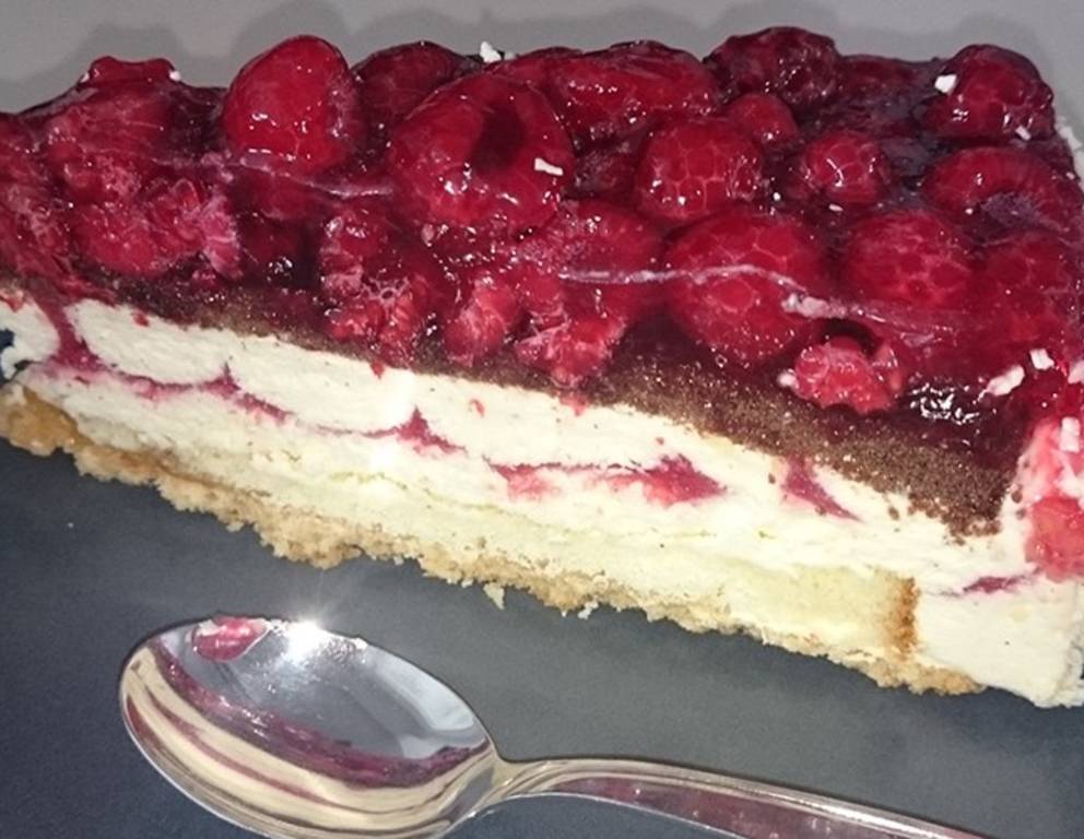 Himbeertorte mit Gelee Himbeertorte mit Gelee